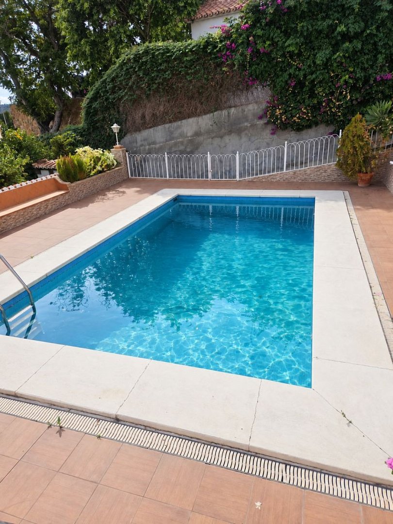 4 Bed Detached Villa in Casarabonela