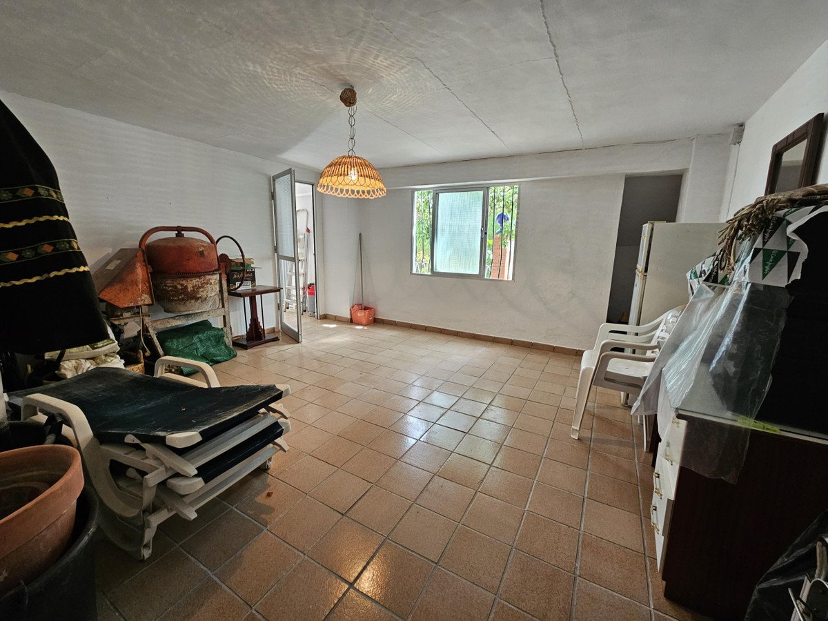 4 Bed Detached Villa in Casarabonela