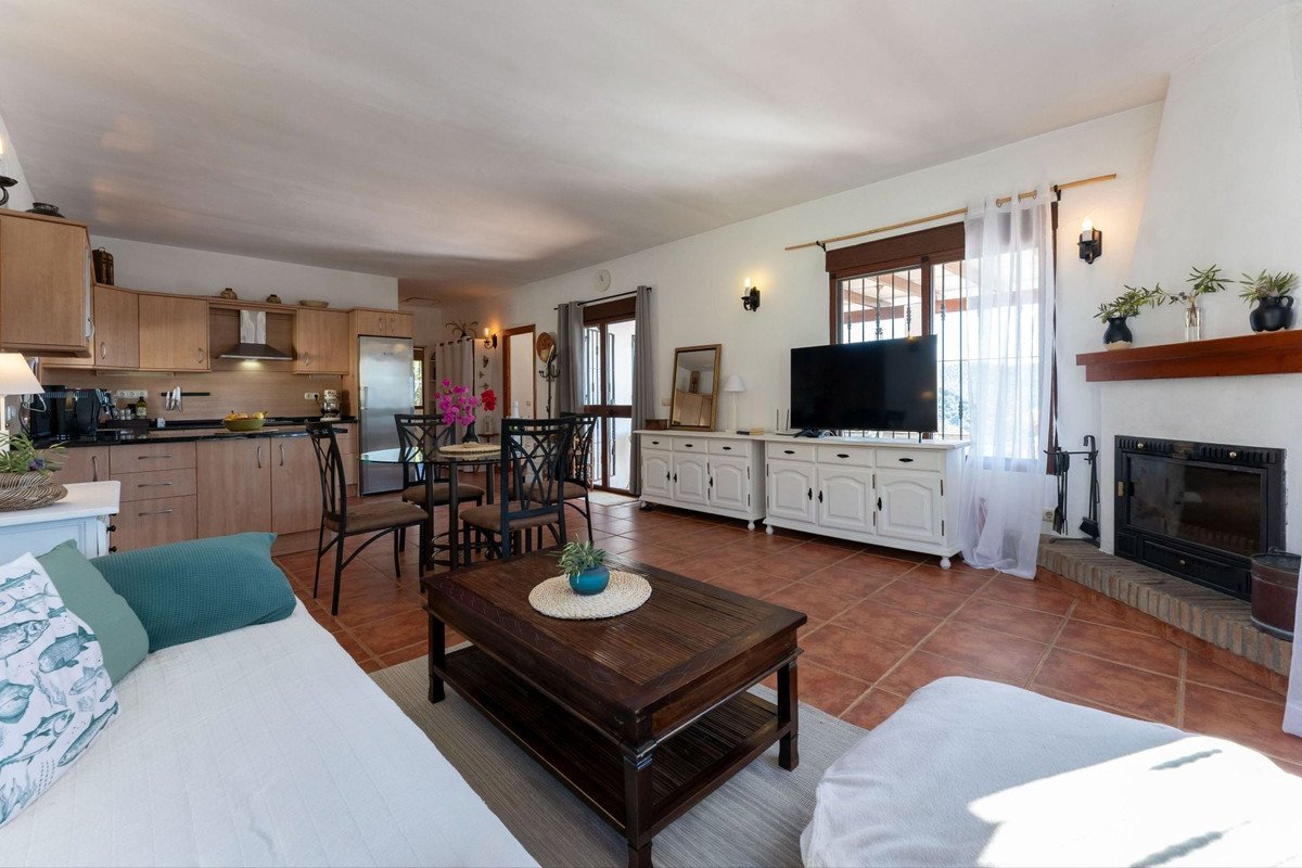 3 Bed Detached Villa in Tolox
