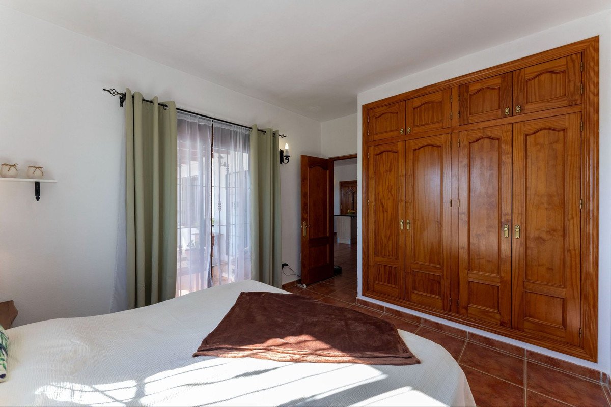 3 Bed Detached Villa in Tolox