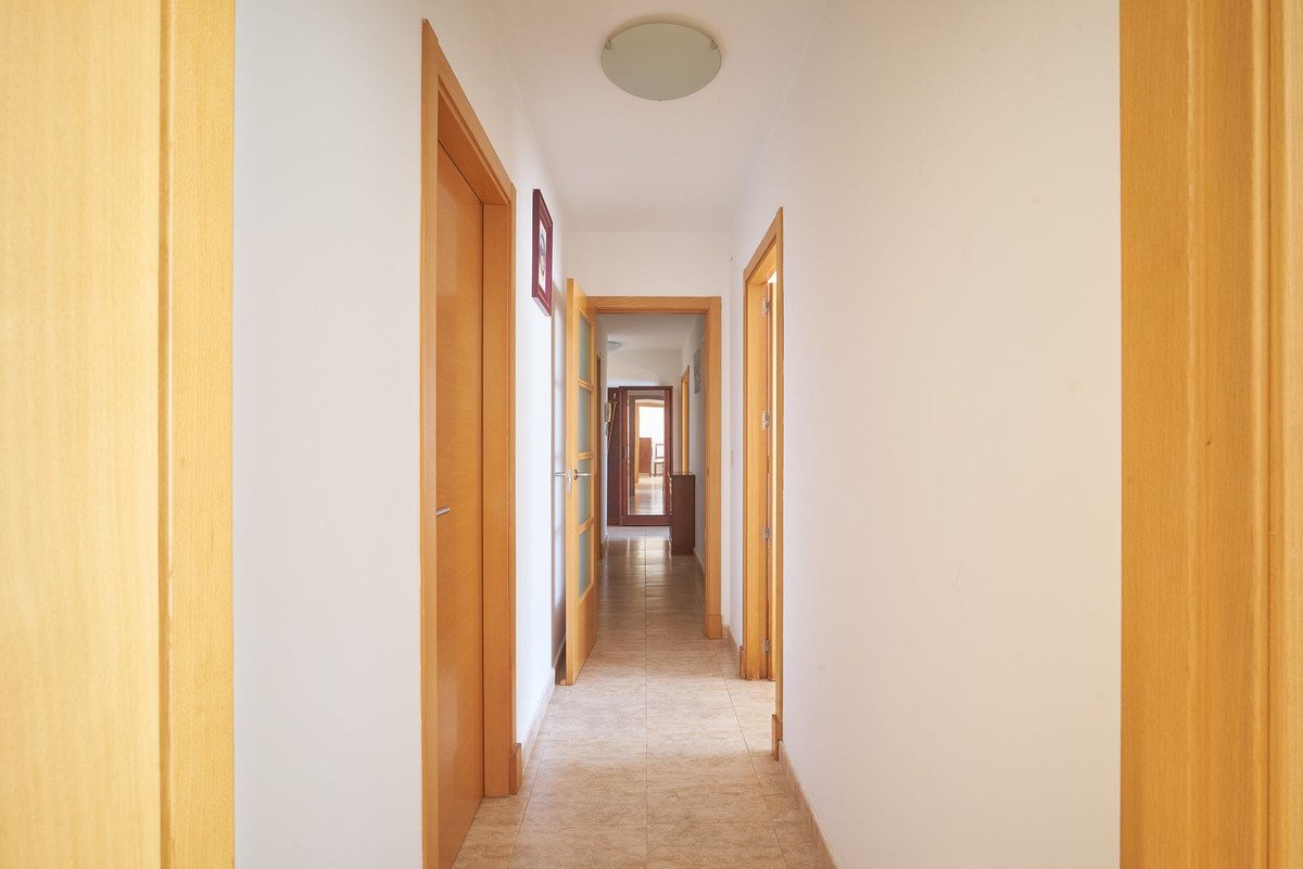 2 Bed Top Floor Apartment in Estepona