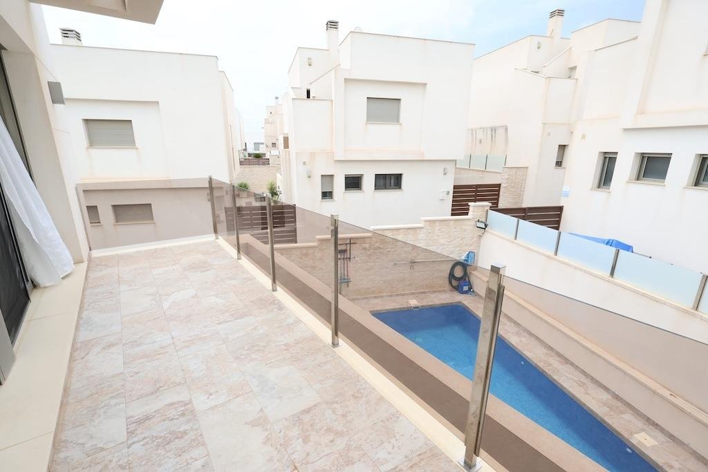 3 Bed Detached Villa in Orihuela Costa