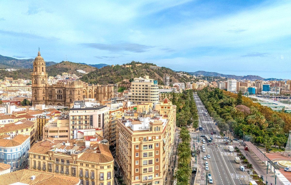 1 Bed Middle Floor Apartment in Málaga Centro