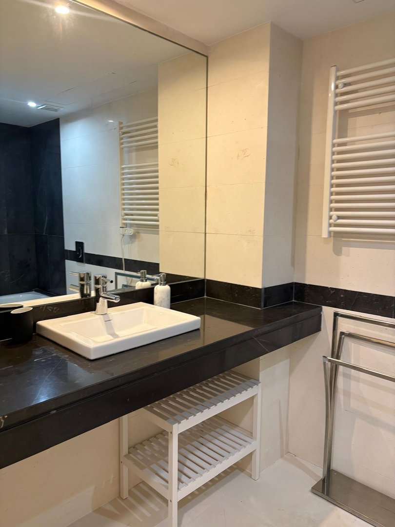 1 Bed Middle Floor Apartment in Málaga Centro