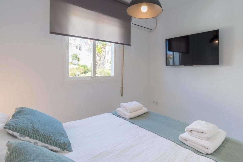 7 Bed Townhouse in Benalmadena