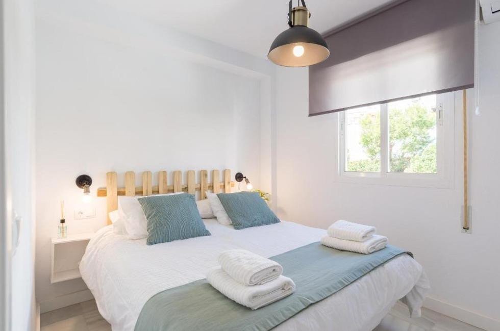 7 Bed Townhouse in Benalmadena