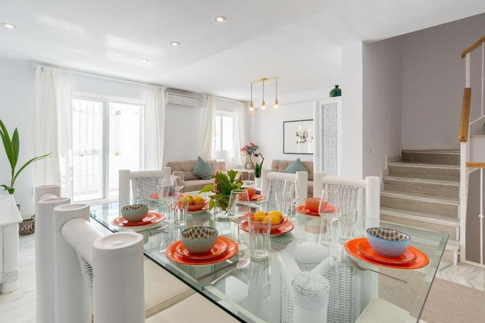 7 Bed Townhouse in Benalmadena