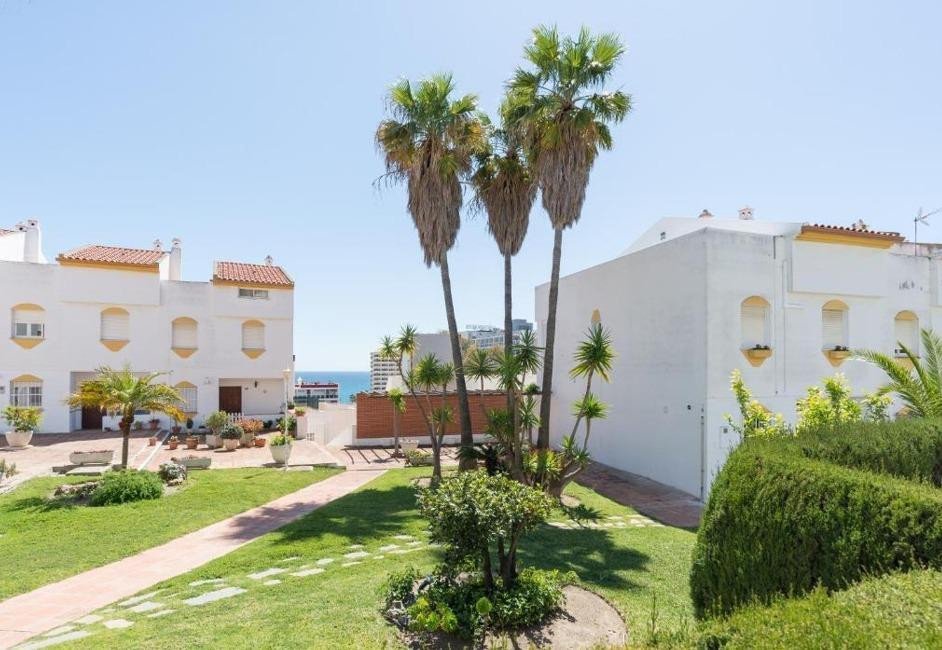 7 Bed Townhouse in Benalmadena