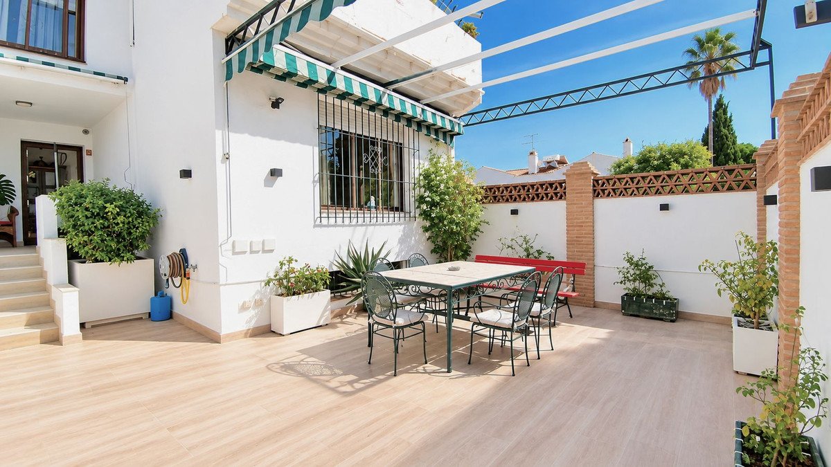 3 Bed Semi-Detached House in San Pedro de Alcántara