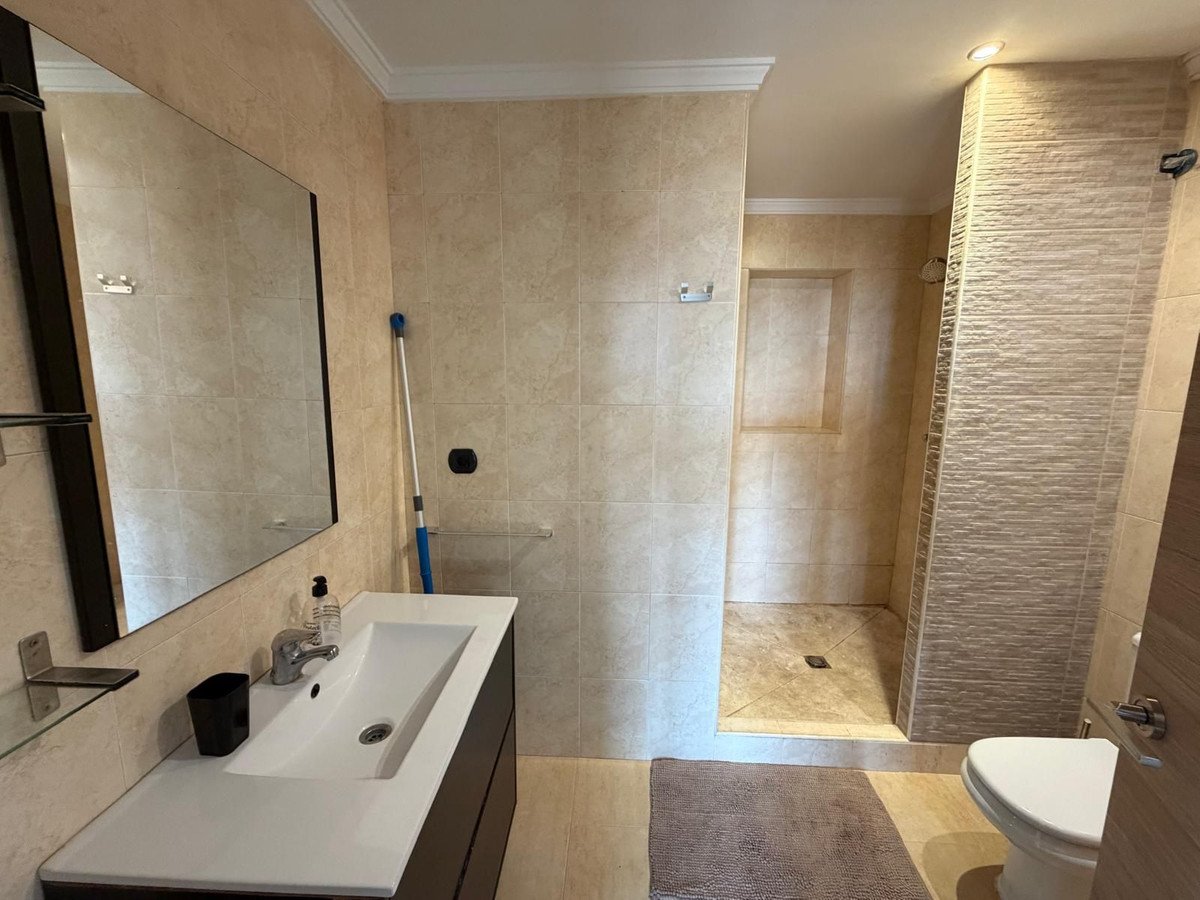 5 Bed Detached Villa in Cerros del Aguila