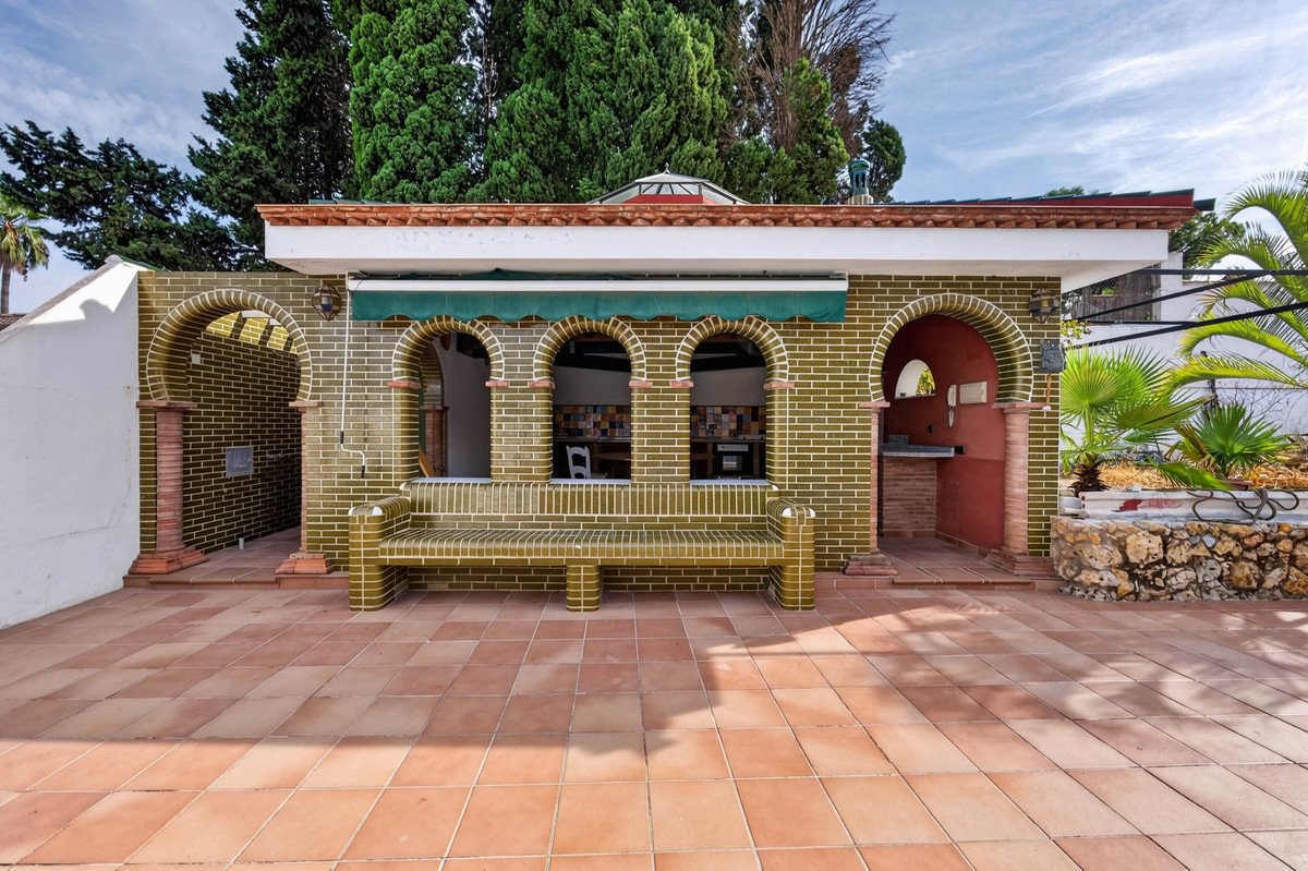 3 Bed Detached Villa in Churriana