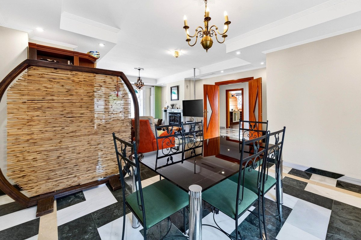 3 Bed Detached Villa in Churriana