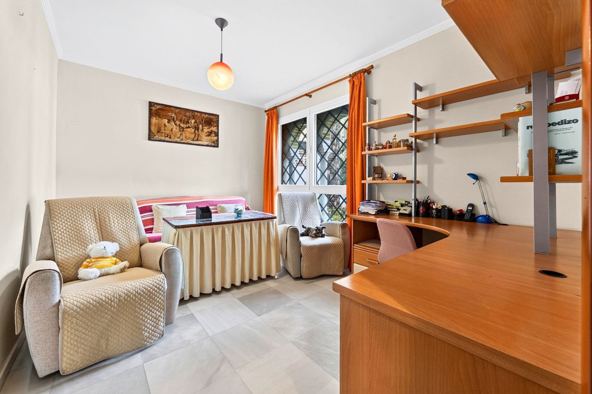 3 Bed Detached Villa in Churriana