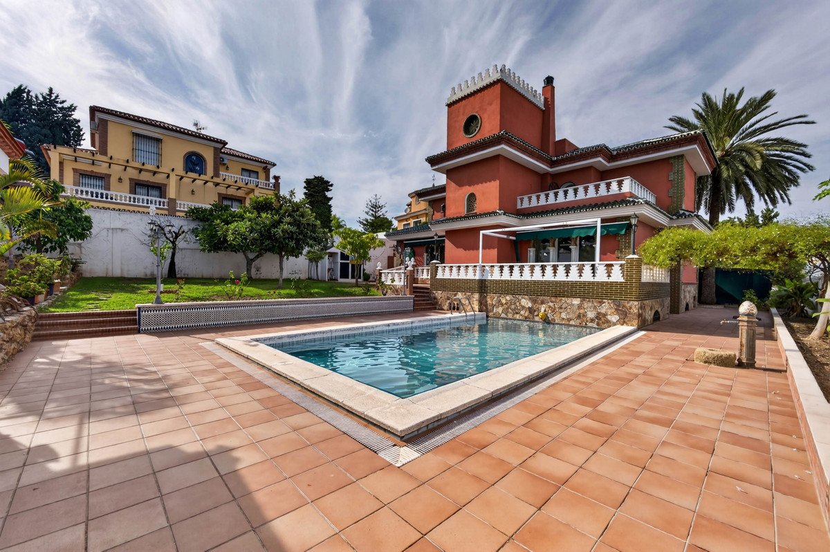 3 Bed Detached Villa in Churriana