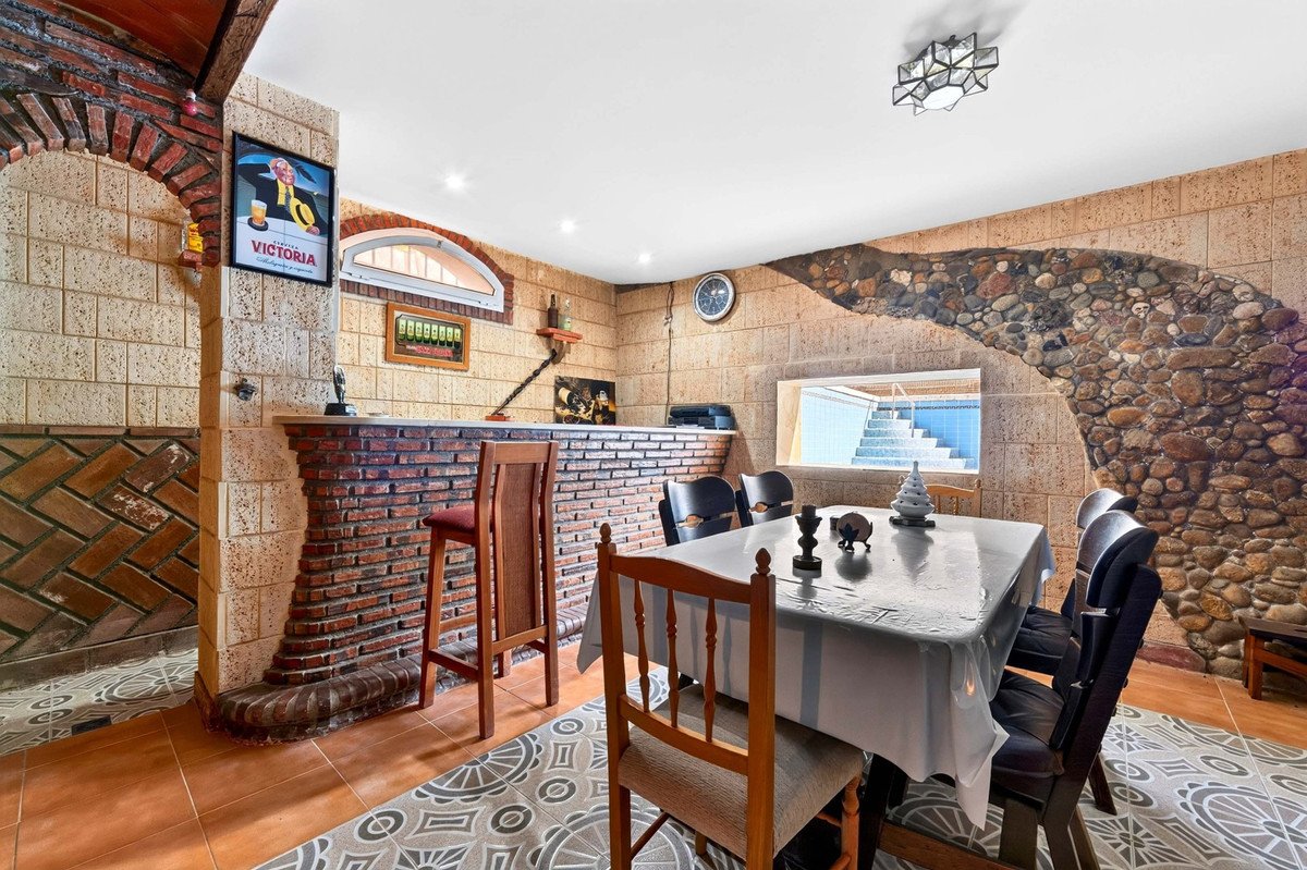 3 Bed Detached Villa in Churriana