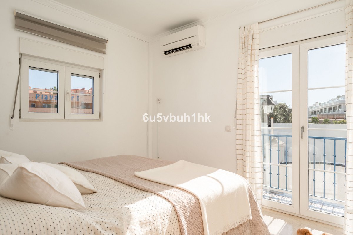 5 Bed Detached Villa in Fuengirola