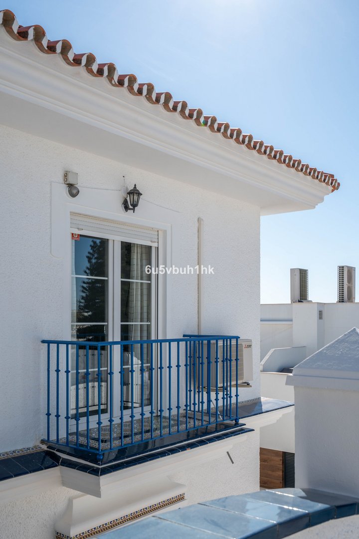 5 Bed Detached Villa in Fuengirola