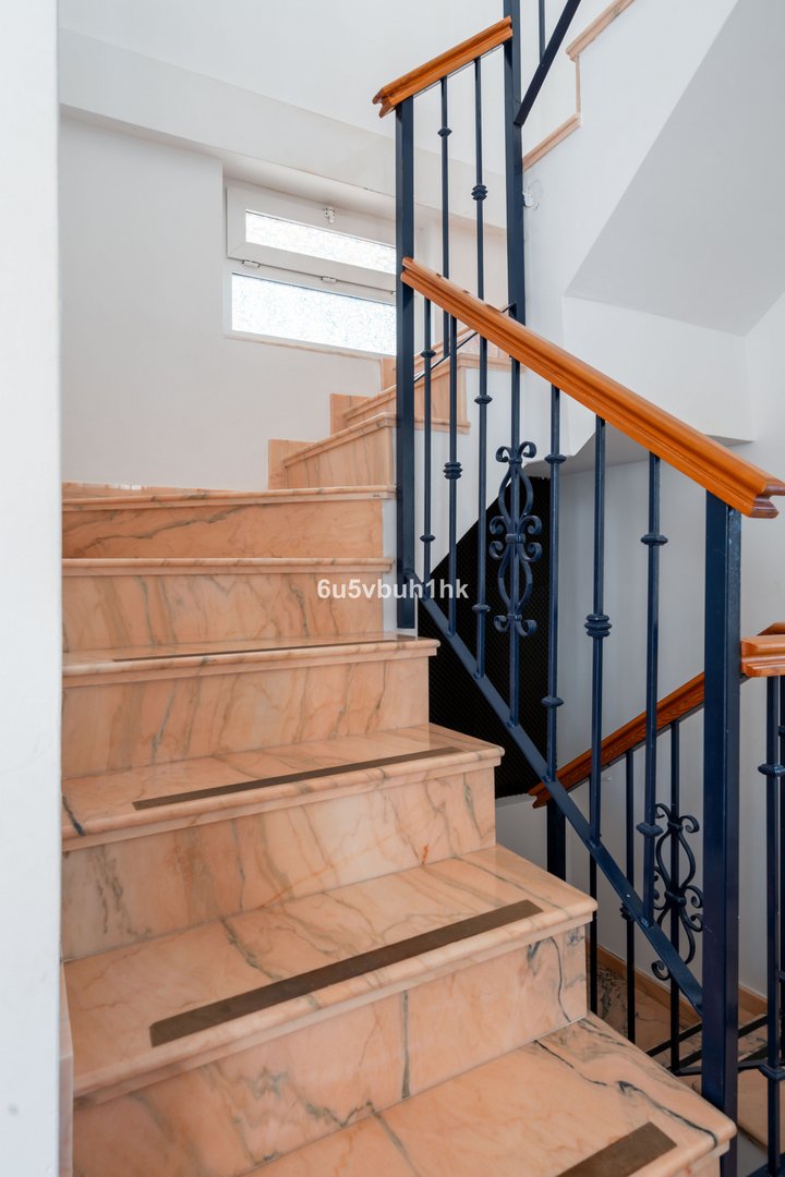 5 Bed Detached Villa in Fuengirola