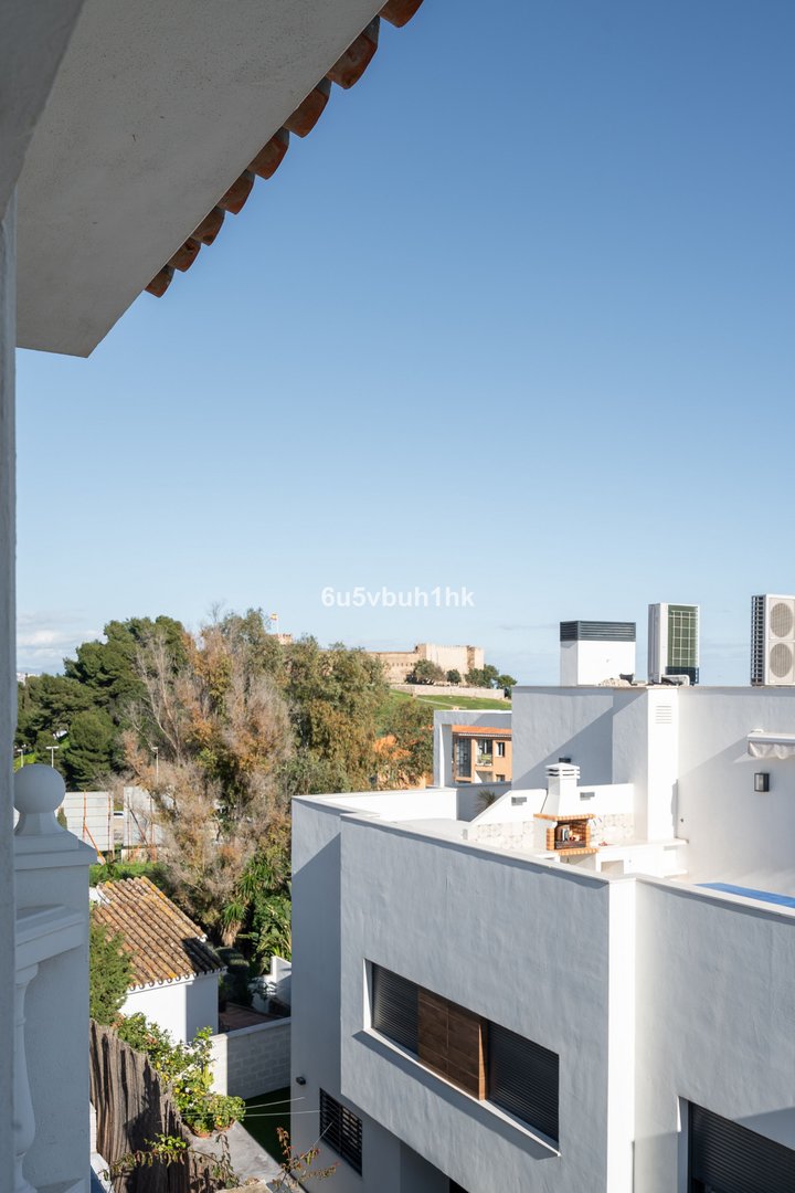 5 Bed Detached Villa in Fuengirola