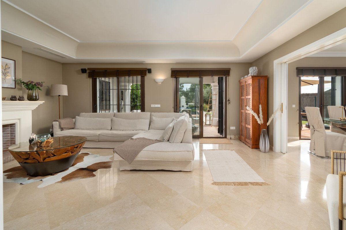 5 Bed Detached Villa in Mijas Golf