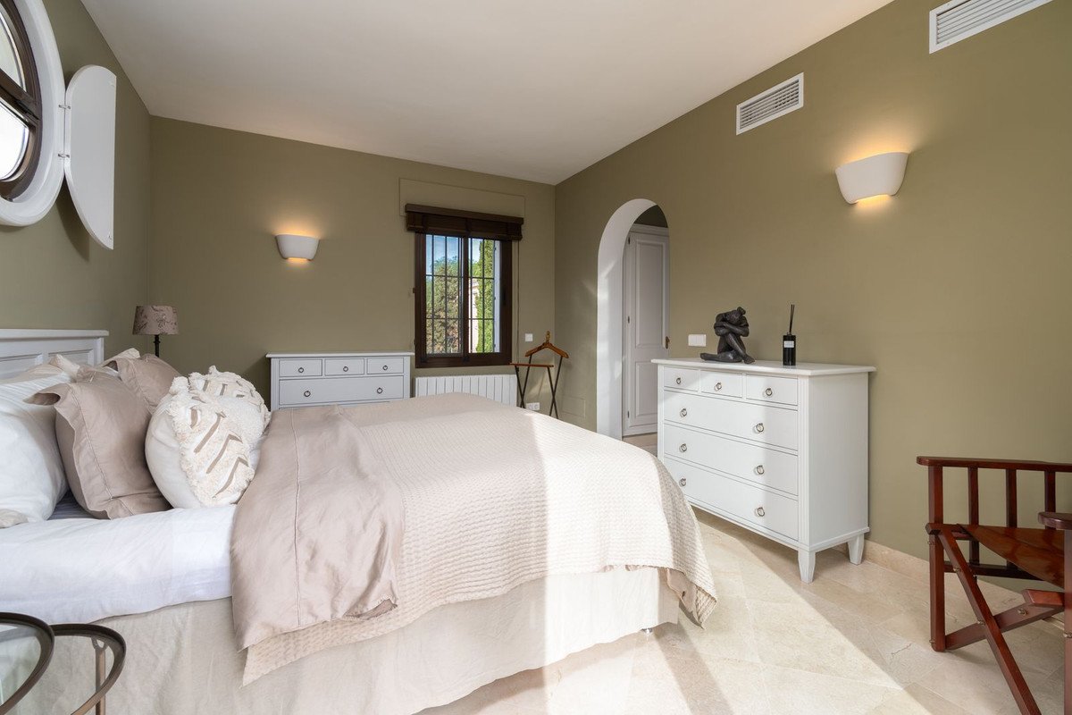 5 Bed Detached Villa in Mijas Golf