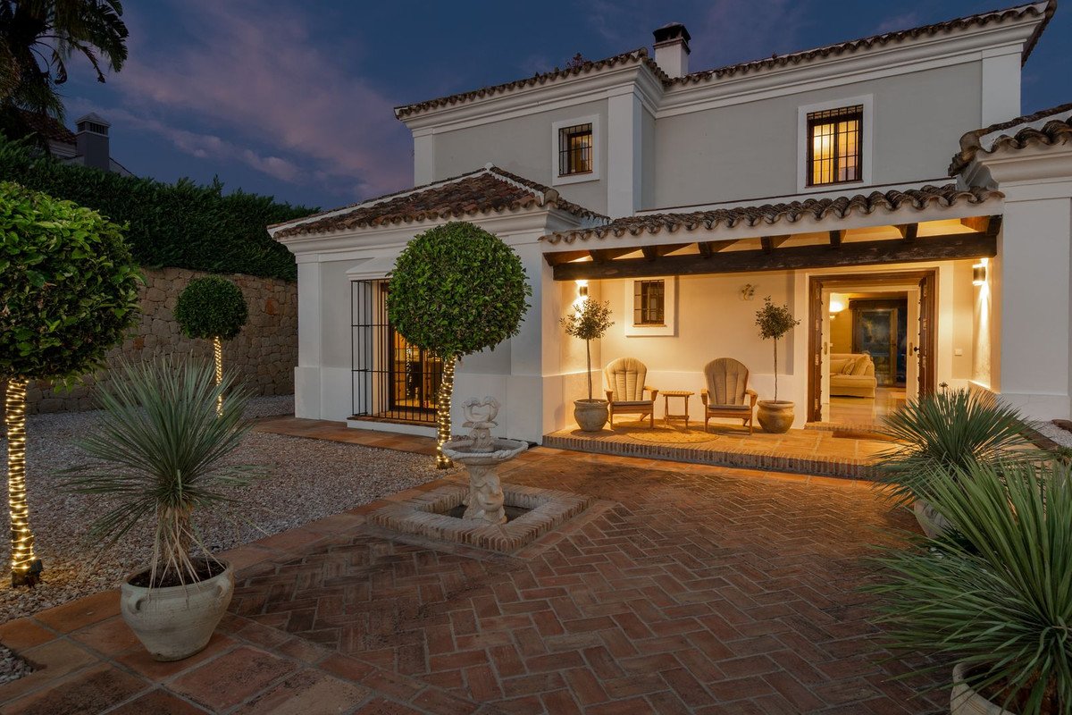 5 Bed Detached Villa in Mijas Golf