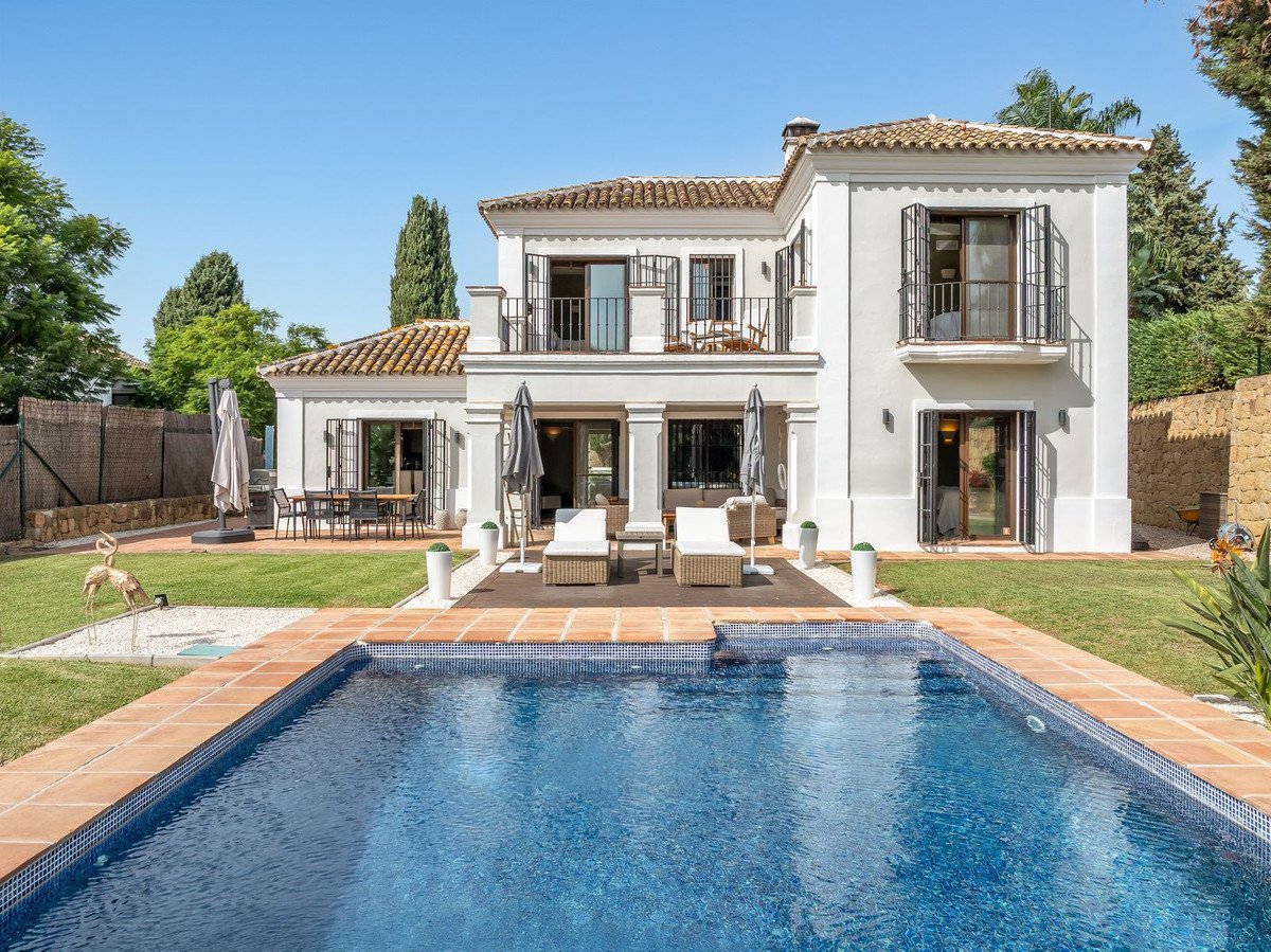 5 Bed Detached Villa in Mijas Golf