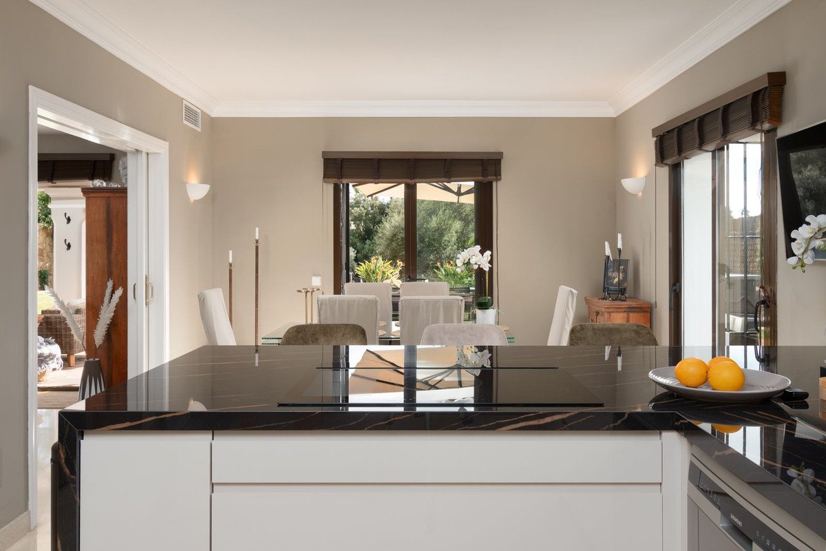 5 Bed Detached Villa in Mijas Golf