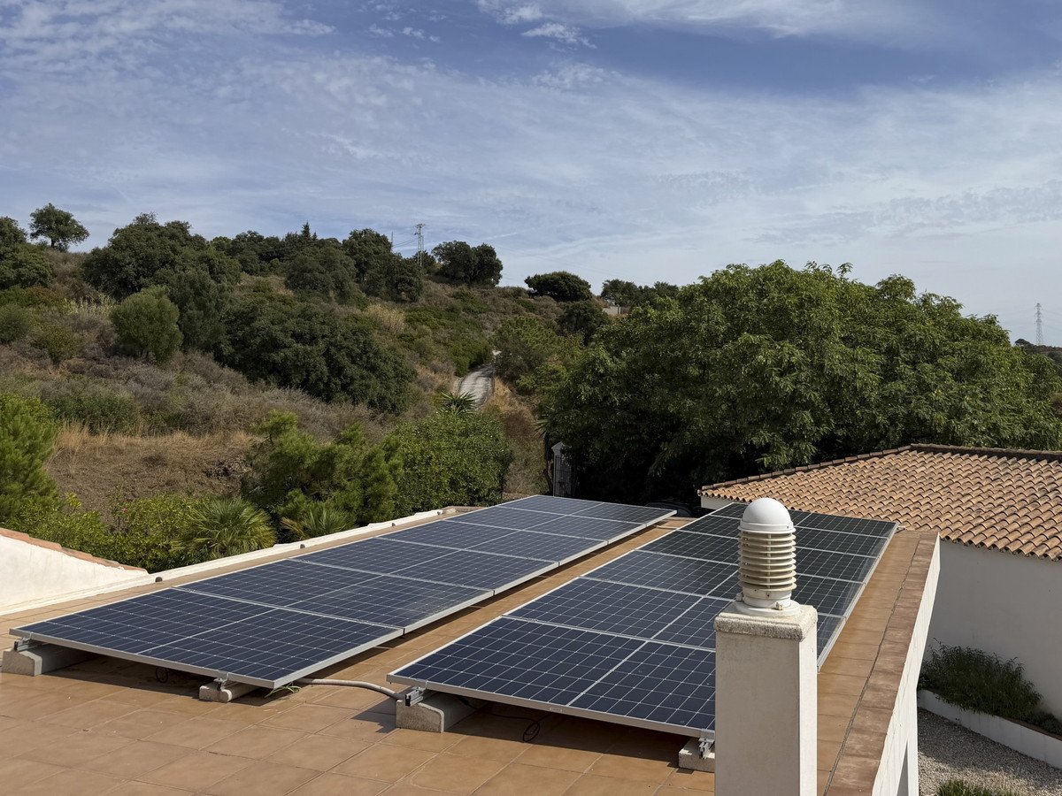 4 Bed Detached Villa in Estepona