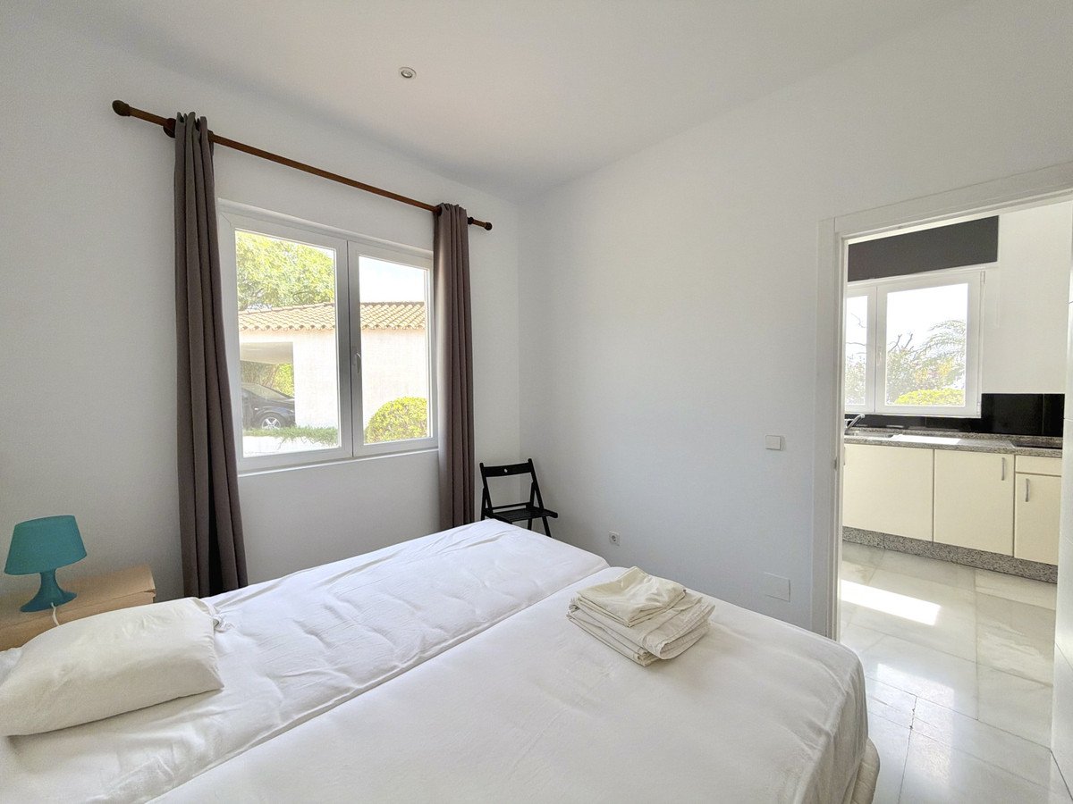 4 Bed Detached Villa in Estepona