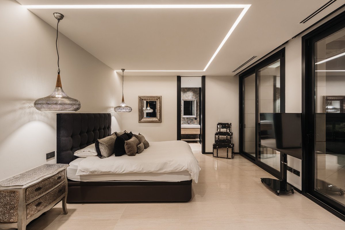 6 Bed Detached Villa in Nueva Andalucía