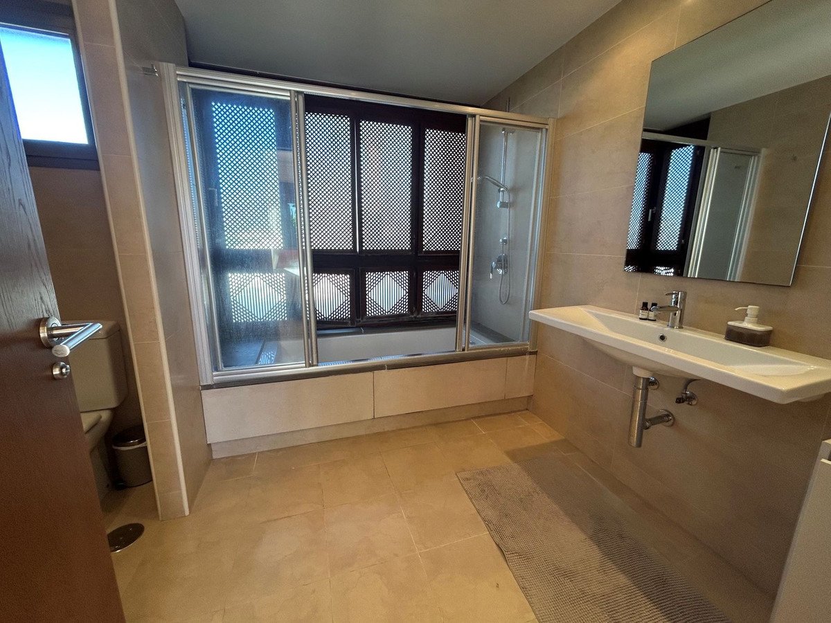 1 Bed Penthouse in New Golden Mile