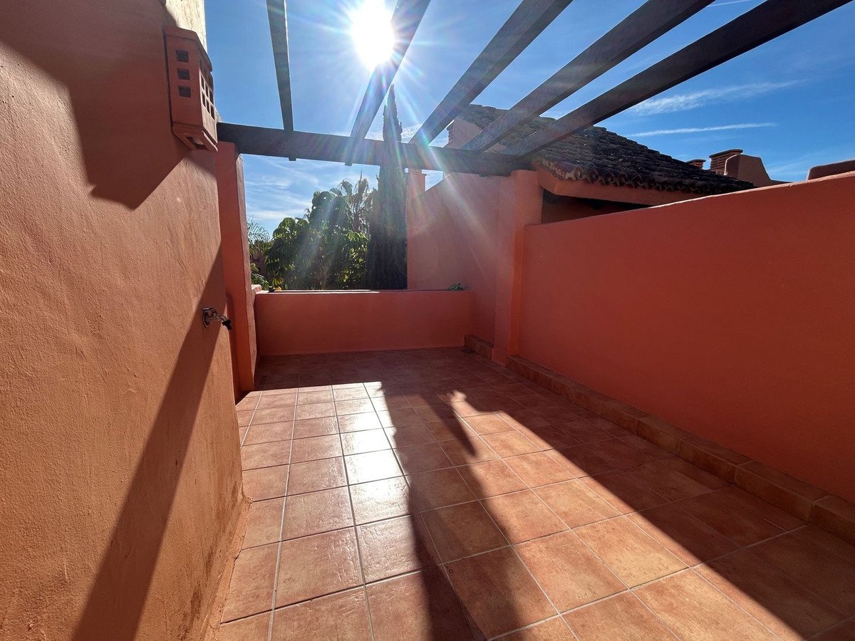 1 Bed Penthouse in New Golden Mile