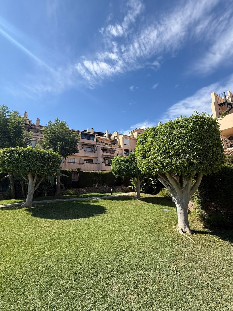 3 Bed Penthouse in Bel Air