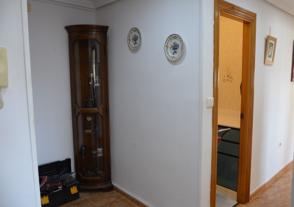 3 Bed Middle Floor Apartment in Torre del Mar