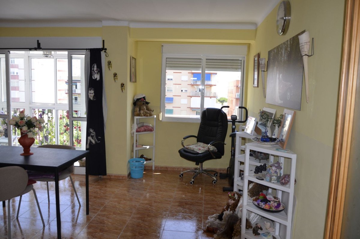 3 Bed Middle Floor Apartment in Torre del Mar