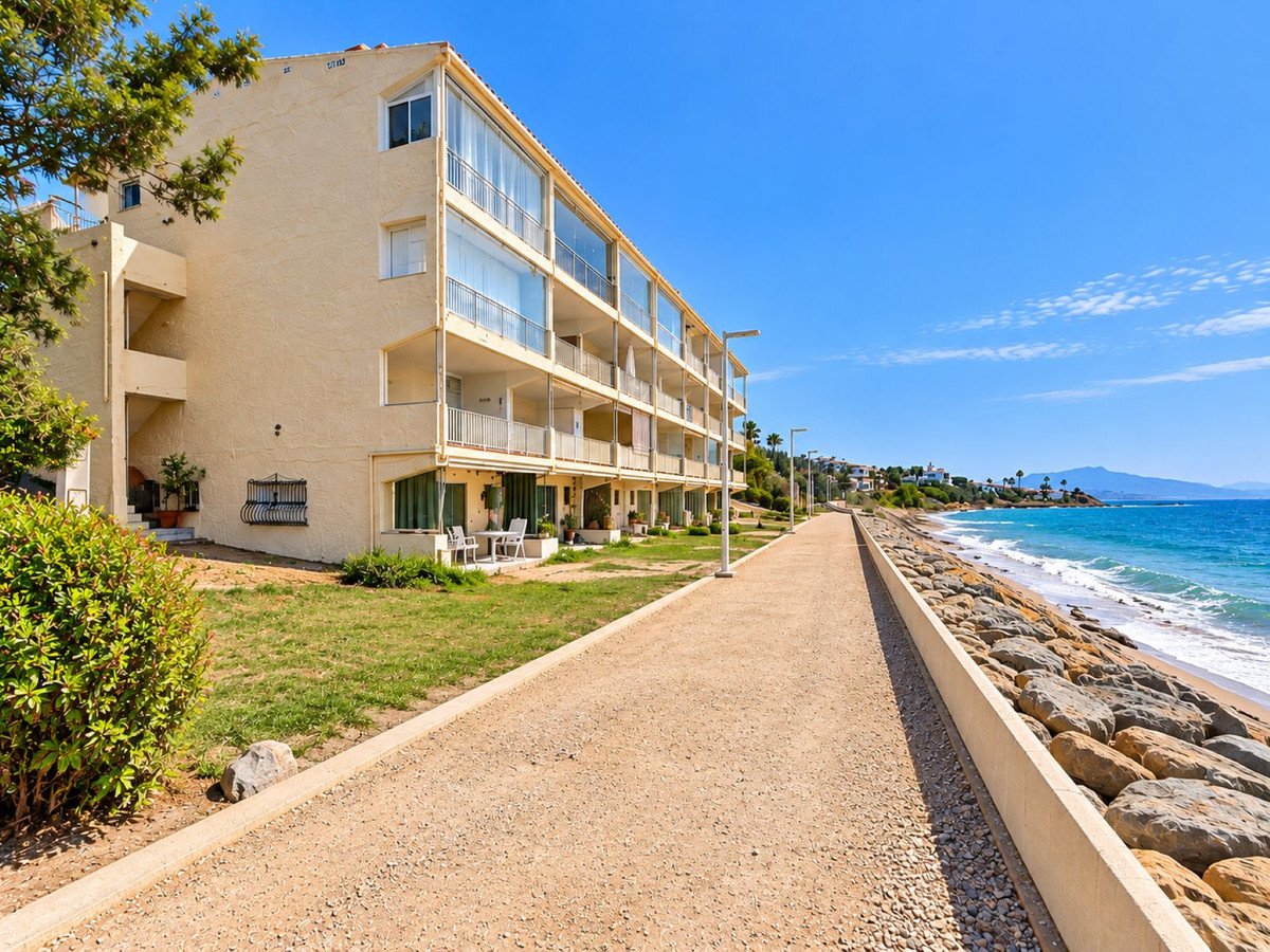 1 Bed Penthouse in Estepona