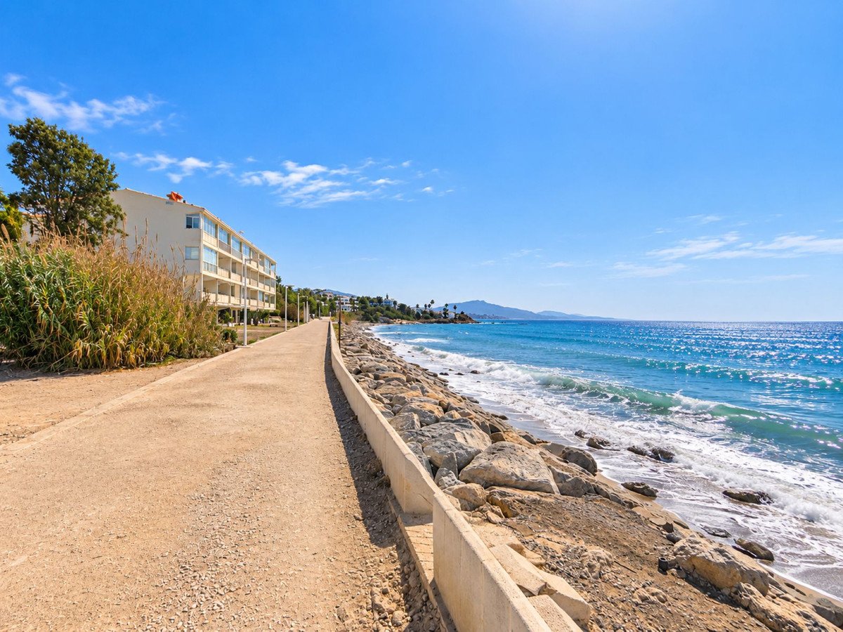 1 Bed Penthouse in Estepona