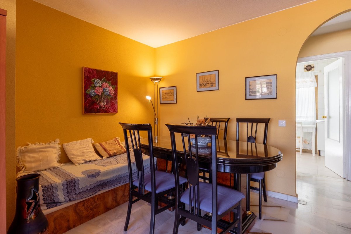 3 Bed Middle Floor Apartment in Fuengirola