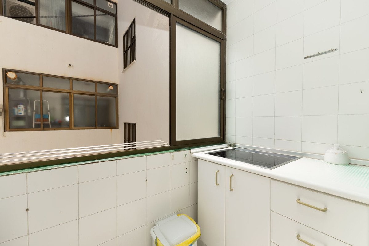 3 Bed Middle Floor Apartment in Fuengirola