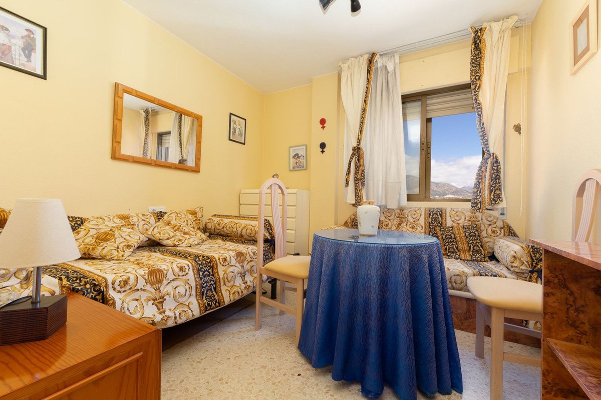 3 Bed Middle Floor Apartment in Fuengirola
