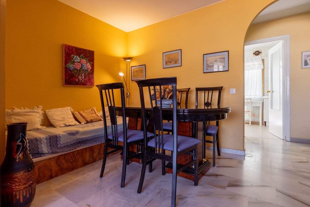 3 Bed Middle Floor Apartment in Fuengirola