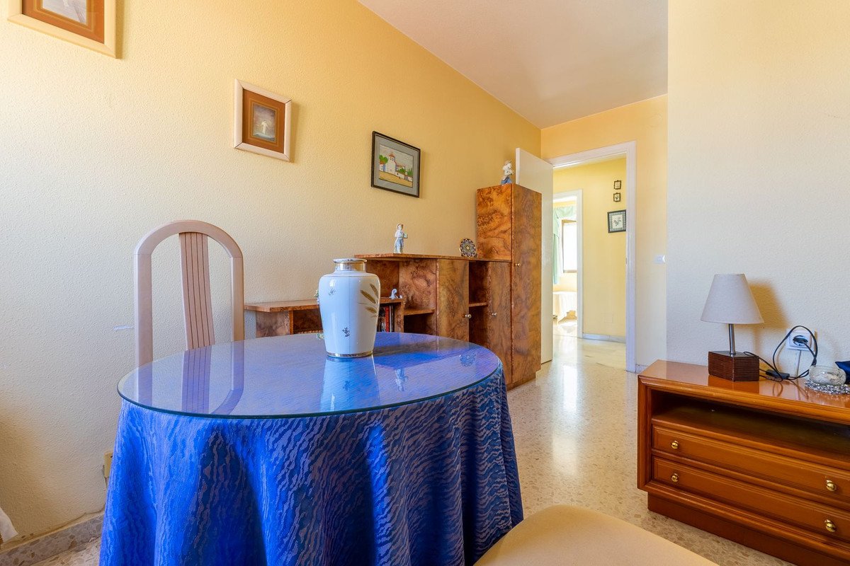 3 Bed Middle Floor Apartment in Fuengirola