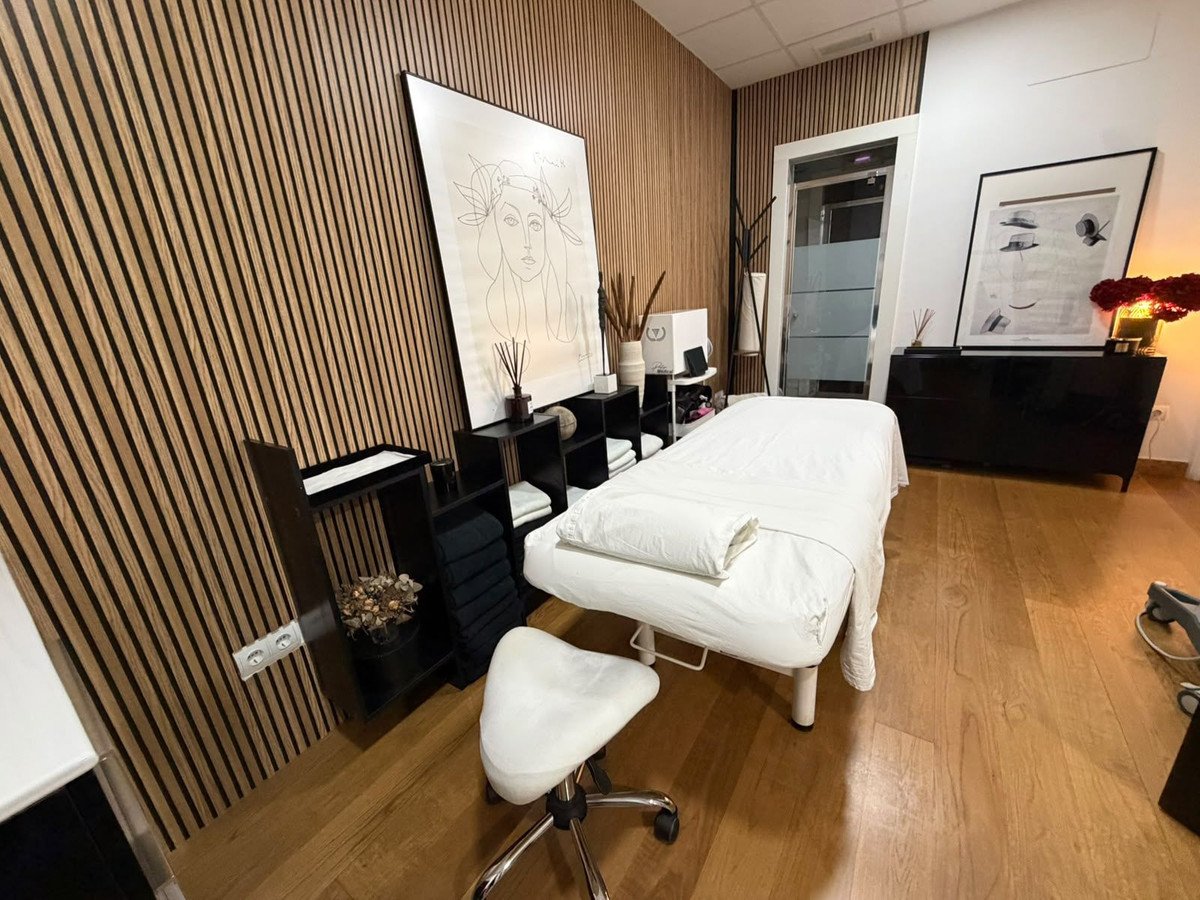 4 Bed Business in Marbella