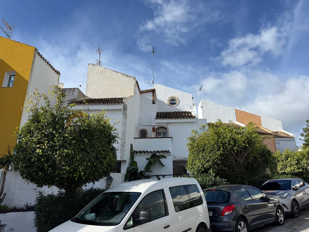 3 Bed Townhouse in Nueva Andalucía