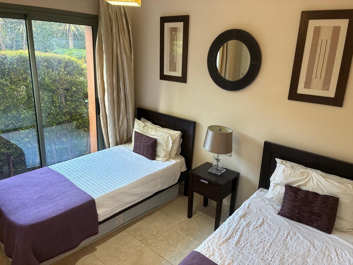 2 Bed Ground Floor Apartment in Estepona