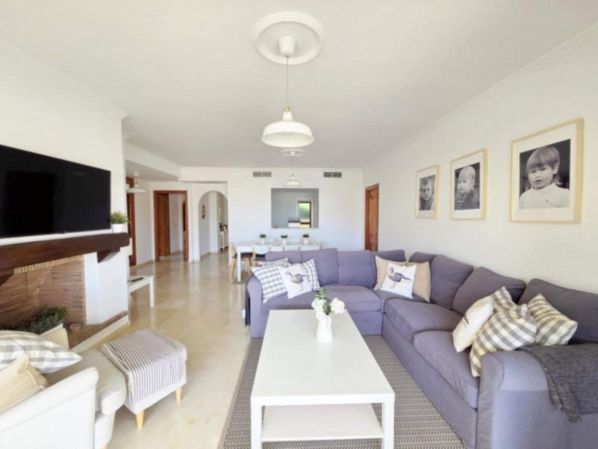 3 Bed Ground Floor Apartment in La Duquesa