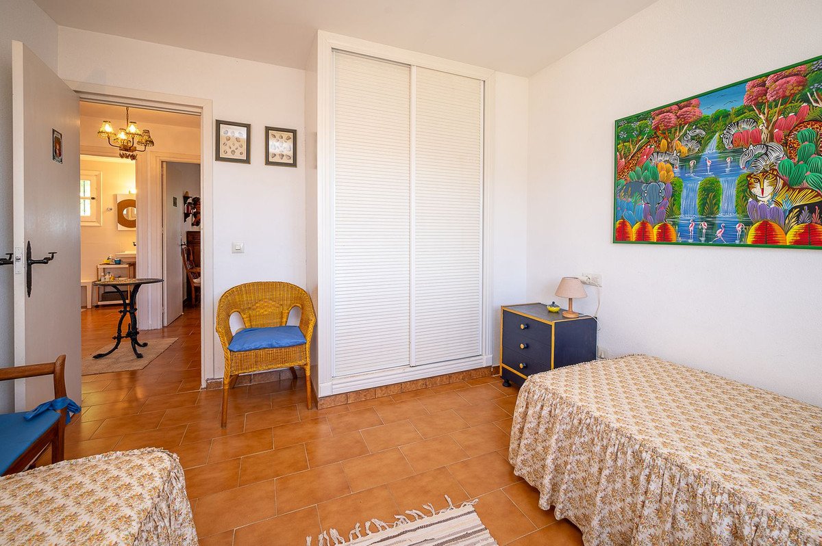 3 Bed Townhouse in El Chaparral