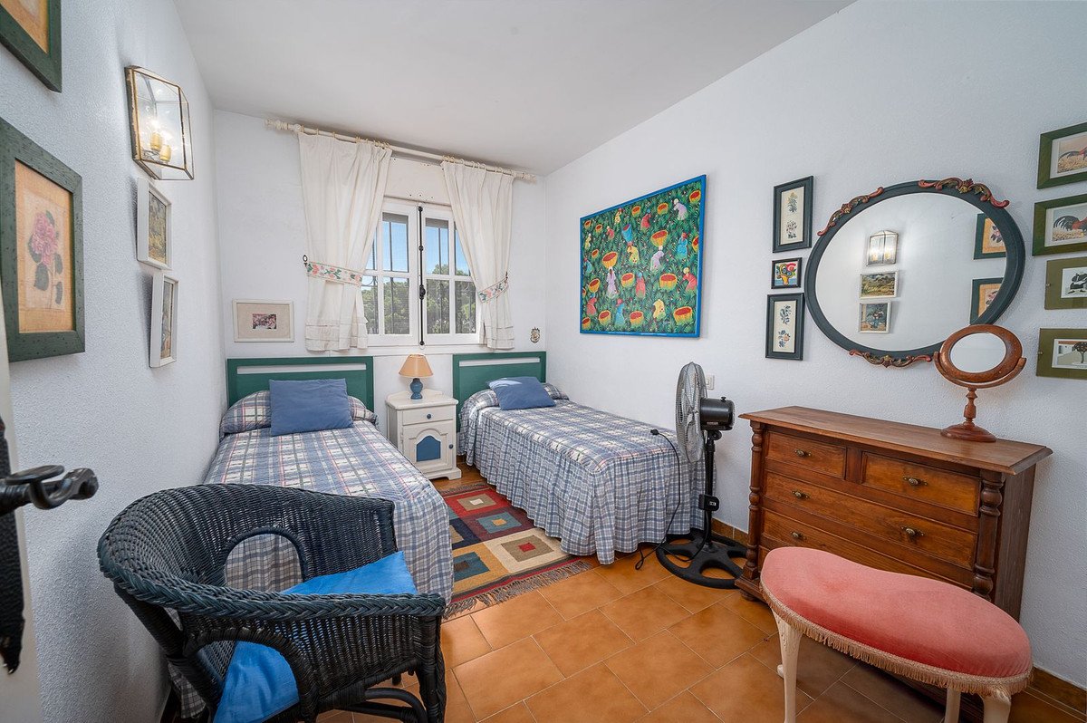 3 Bed Townhouse in El Chaparral