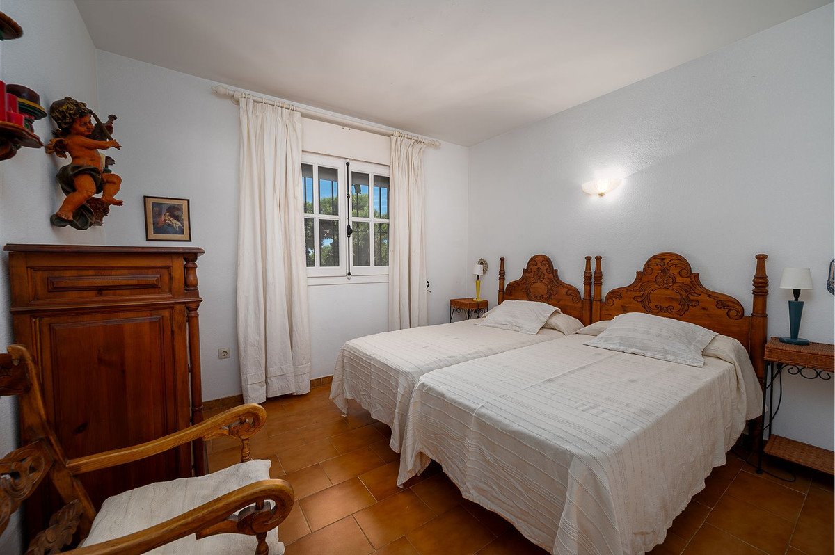 3 Bed Townhouse in El Chaparral